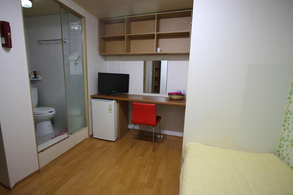 Dongdaemun Wellbeing Hostel โซล ภายนอก รูปภาพ