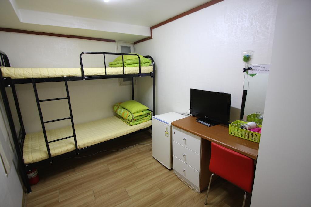 Dongdaemun Wellbeing Hostel โซล ภายนอก รูปภาพ