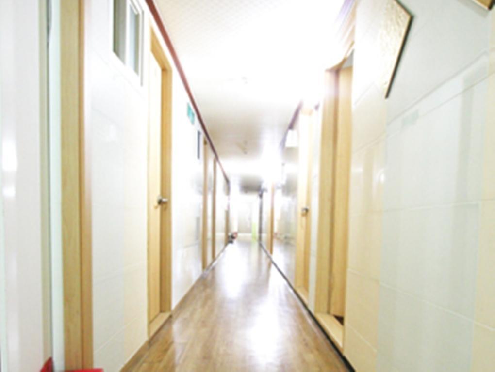 Dongdaemun Wellbeing Hostel โซล ภายนอก รูปภาพ
